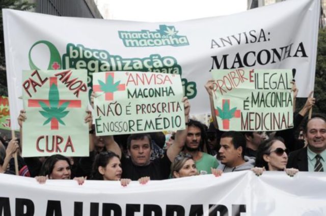 2823971340-marcha-da-maconha
