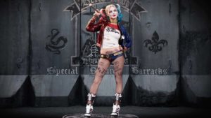 SS_Movie_Turns_Harley_Statue_thumb_56a954578dee47.10772203