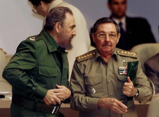 Fidel Castro e Raúl Castro Fidel Castro e Raúl Castro